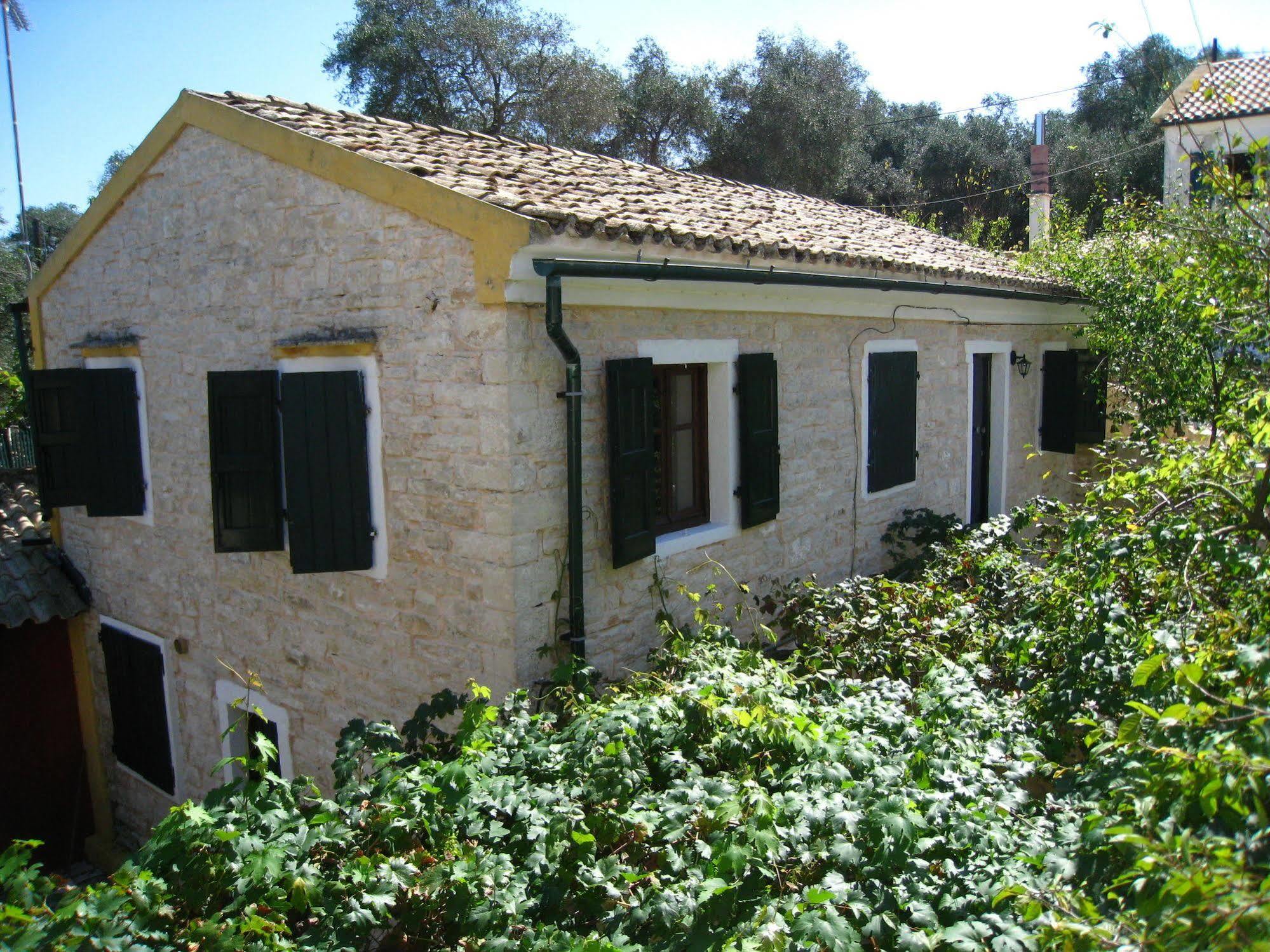 Adamantia Hotel Gaios Extérieur photo