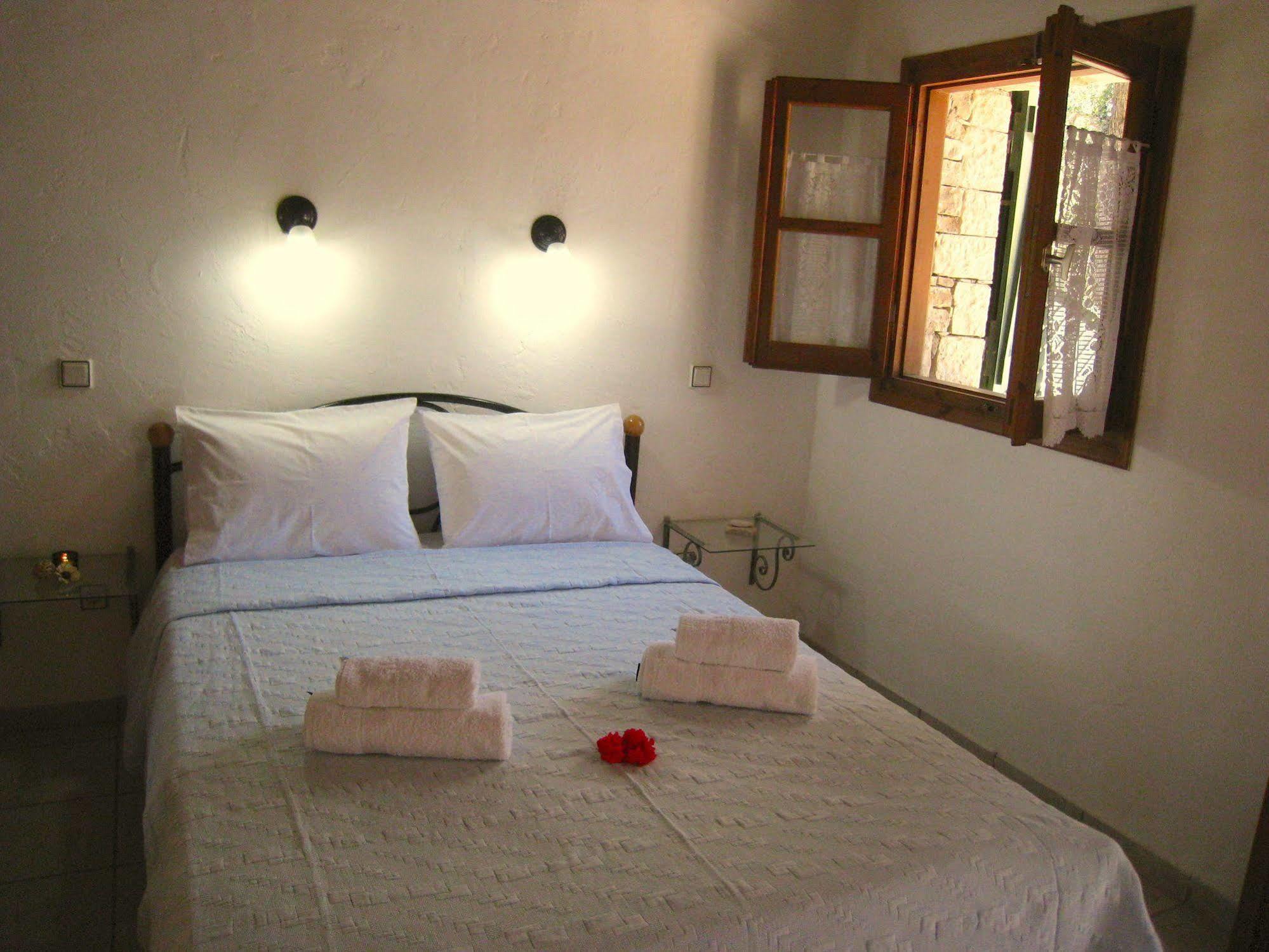 Adamantia Hotel Gaios Extérieur photo