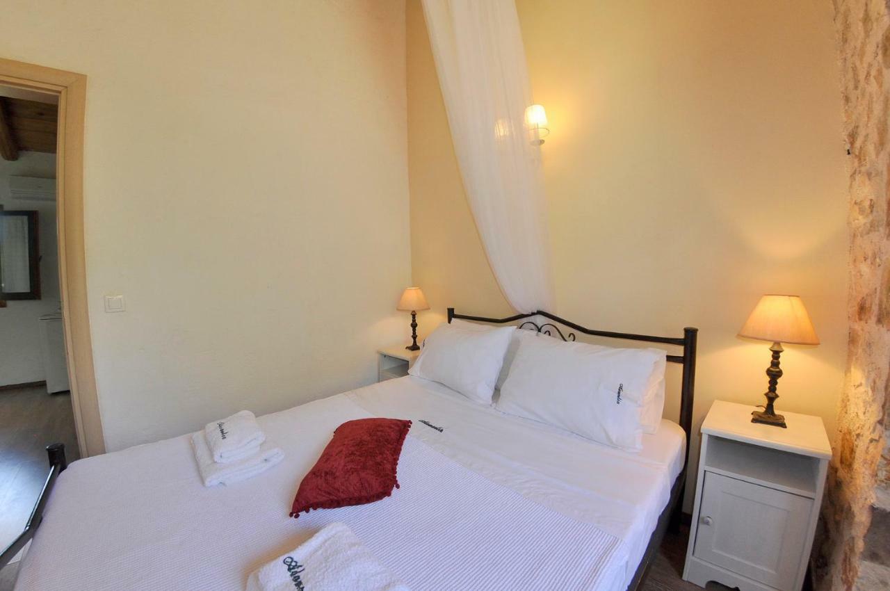 Adamantia Hotel Gaios Extérieur photo